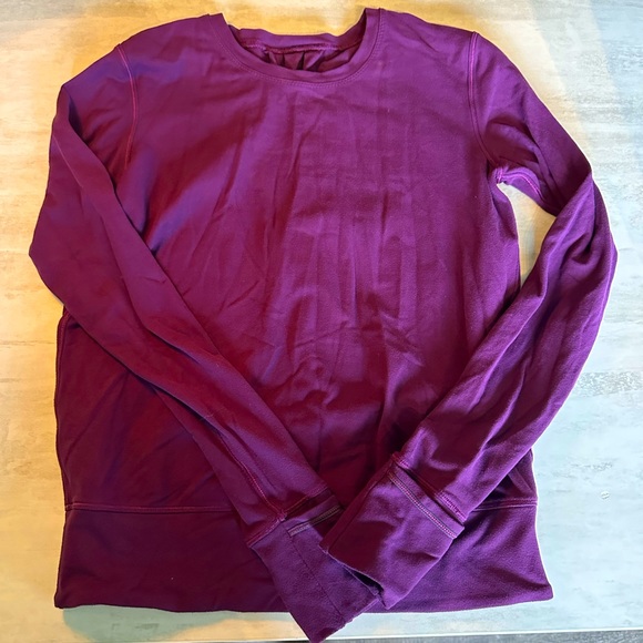 Ultra-soft Lululemon long sleeve top - Picture 1 of 6